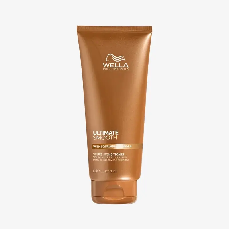 Ultimate Smooth Balsamo anticrespo lisciante professionale Wella